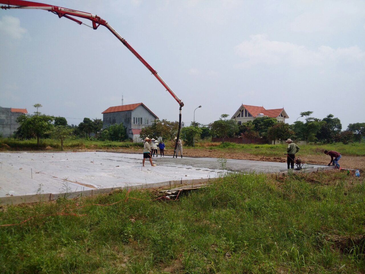 đổ bê tông khu tiện ích nội khu villas phoenix 1
