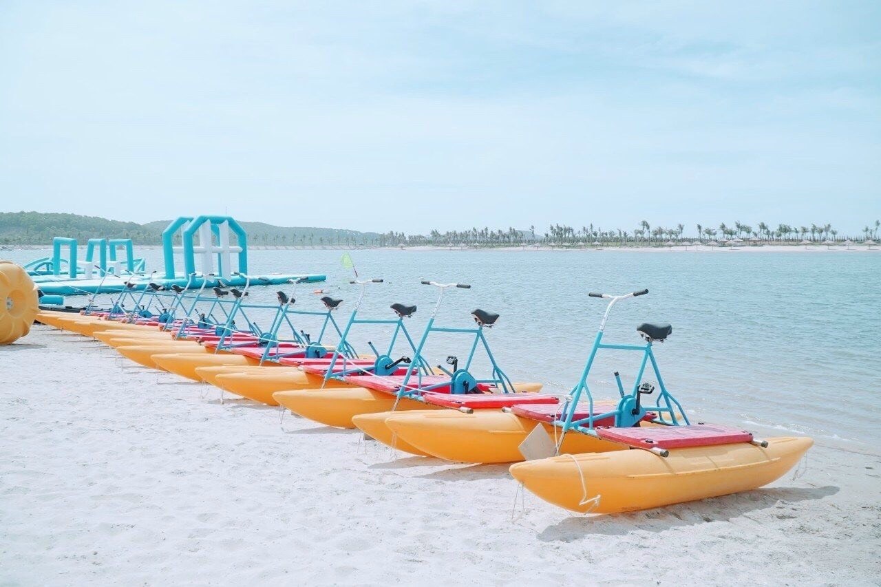 Xe đạp nước Đồi Rồng