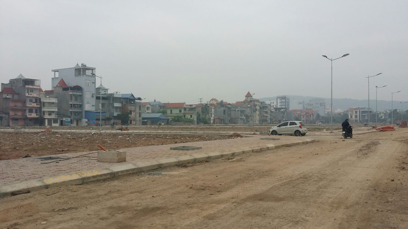 Mặt bằng đã được san lấp 3